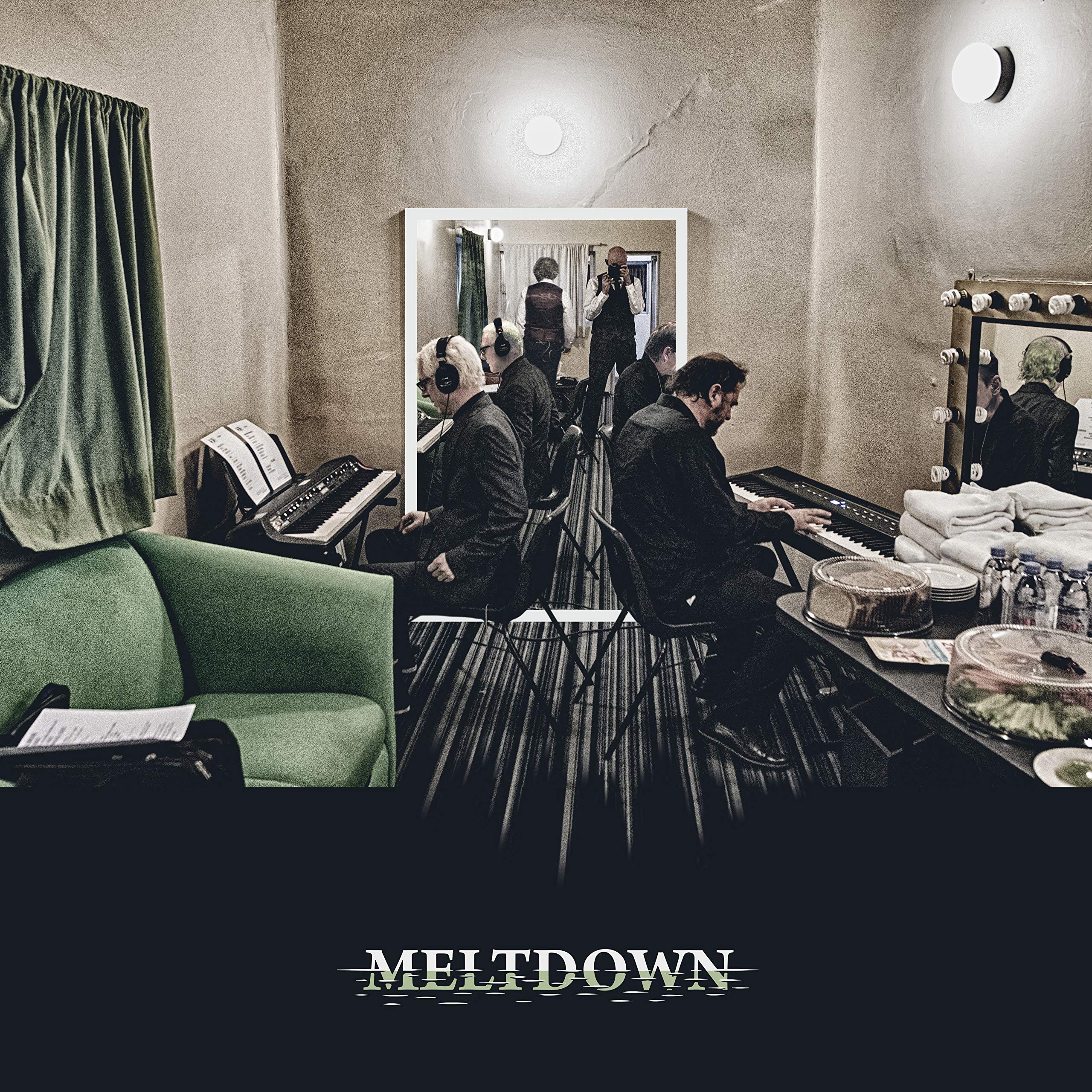 Amazon.co.jp: Meltdown: King Crimson, Live In Mexico (3CD+Blu-Ray